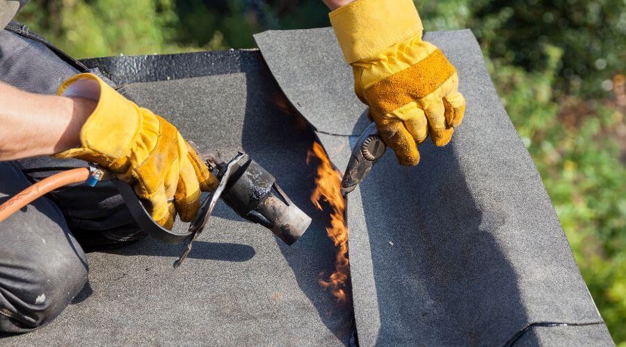 Professional gutter cleaning in Macedon, NY